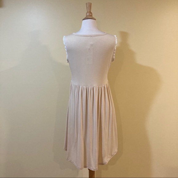 Crochet Lace High Low Sleeveless Babydoll Tunic - Picture 3 of 3